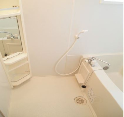 【浴室】 | une cachette