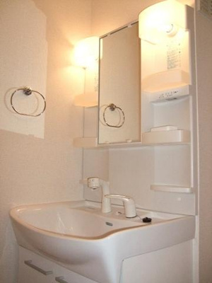 【独立洗面台】 | une cachette