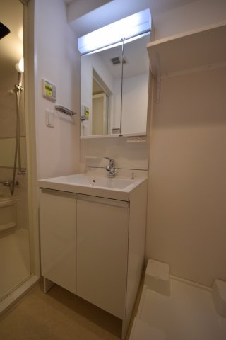 スプランディッド京橋EASTの独立洗面台|スプランディッド京橋EAST　独立洗面台