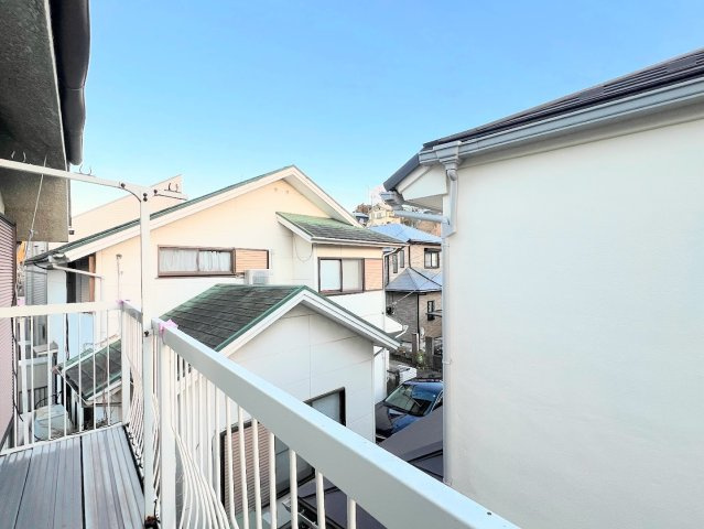 【バルコニー】 | ◆町田市金井が丘2丁目　中古戸建て◆ | ◆日当たり良好なバルコニー！毎日のお洗濯にも嬉しいですね！