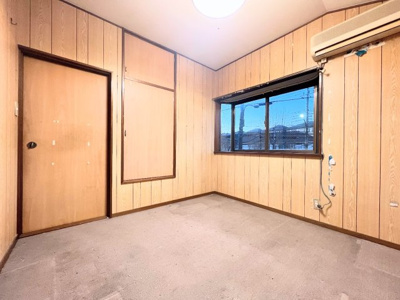 【洋室】 | ◆町田市金井が丘2丁目　中古戸建て◆ | ◆気持ちの良い風が室内へ入り込む居室。家具を配置しても広々ご利用いただけます！！