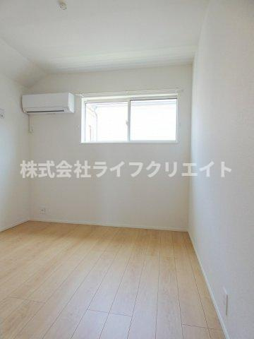 リナージュLの内装