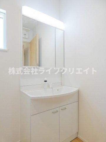 リナージュLの洗面所
