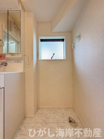 平塚市御殿4丁目　中古一戸建てのランドリースペース|新規リフォーム完了！　洗濯機置場