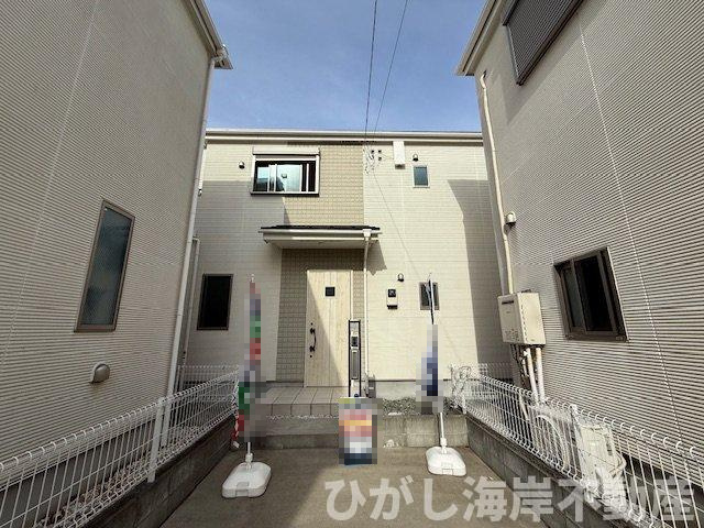 平塚市御殿4丁目　中古一戸建ての前面道路含む現地写真|現地外観