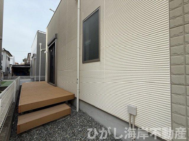 平塚市御殿4丁目　中古一戸建ての庭|テラス