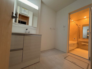 【独立洗面台】 | GRAFARE尾張旭市平子町北全5棟【仲介手数料無料　城山小　旭中】 | LINEから簡単お問合せ可能！
友達検索で@nqk7328tです！。