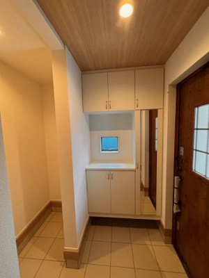 【玄関】 | GRAFARE尾張旭市平子町北全5棟【仲介手数料無料　城山小　旭中】 | 今すぐのご案内可能です！→  0120-336-922　までお気軽にお問い合わせください。