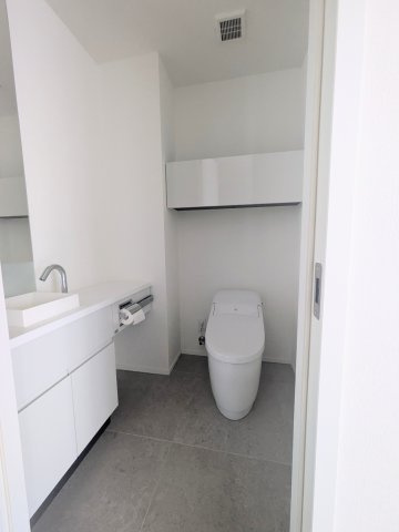 ローレルタワー ルネ浜松町のトイレ|清潔感のあるトイレです