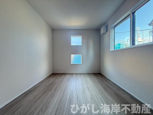 平塚市夕陽ケ丘　新築戸建　全２棟の子供部屋|6.7帖　洋室