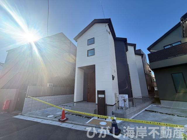 平塚市夕陽ケ丘　新築戸建　全２棟の前面道路含む現地写真|現地外観