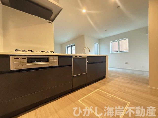 平塚市夕陽ケ丘　新築戸建　全２棟のキッチン|キッチンスペース
