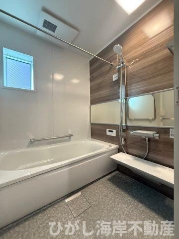 平塚市夕陽ケ丘　新築戸建　全２棟の浴室|1坪タイプ　ユニットバス