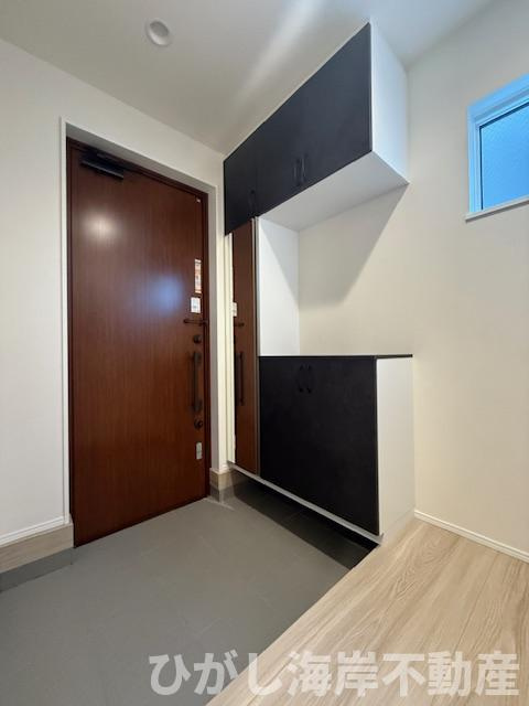 平塚市夕陽ケ丘　新築戸建　全２棟の玄関|玄関