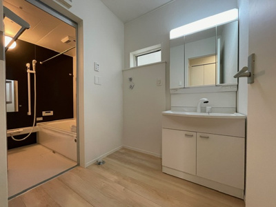 【独立洗面台】 | Cradlegarden尾張旭市印場元町北山第１【白鳳小　西中】 | LINEから簡単お問合せ可能！
友達検索で@nqk7328tです！。