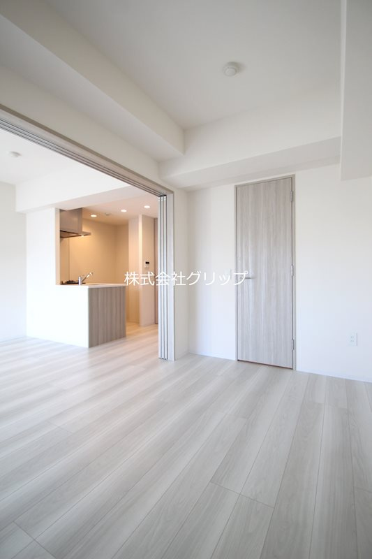 グランカーサ横濱石川町の居間・リビング