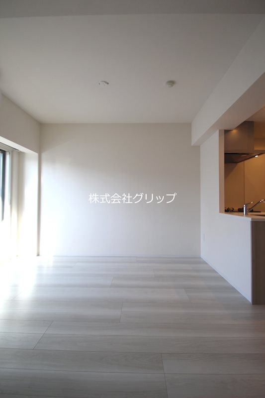 グランカーサ横濱石川町の居間・リビング