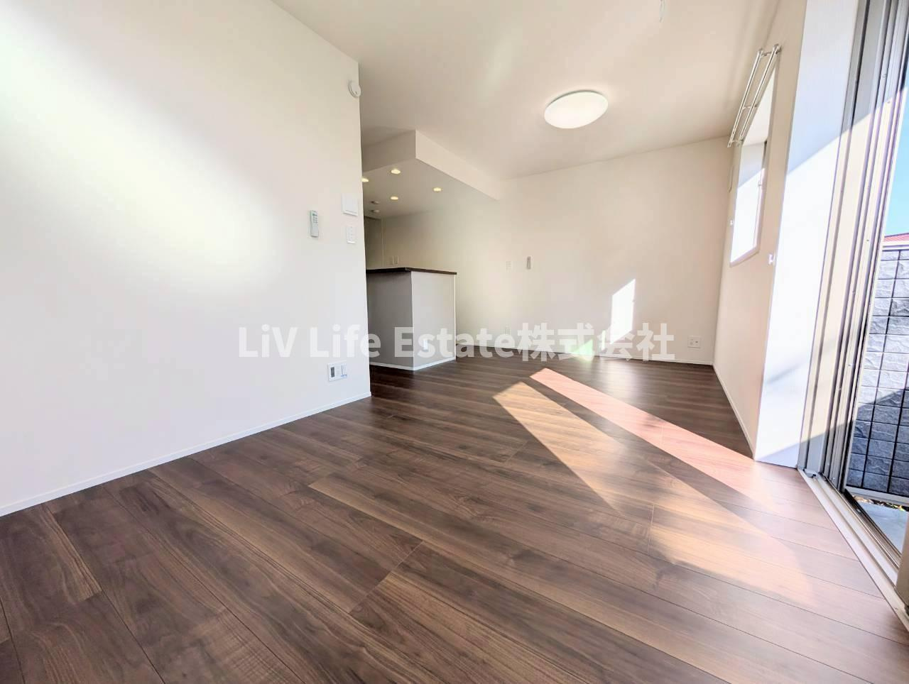 プルメリアオアシス（ＺＥＨ）の居間・リビング