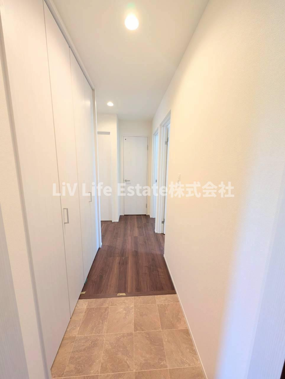 プルメリアオアシス（ＺＥＨ）の玄関