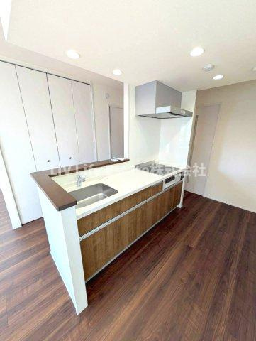 プルメリアオアシス（ＺＥＨ）の居間・リビング