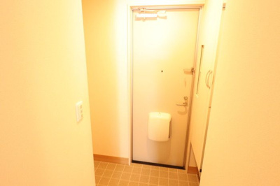 【玄関】 | マリーゴールド　B棟