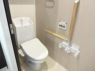 【トイレ】 | グリシーヌ・静 | シャワー付トイレ（イメージ）