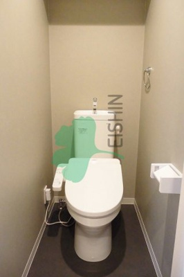 【トイレ】 | VERITESPACE 井尻（ヴェリテスパース井尻） | 清潔感のあるトイレです。