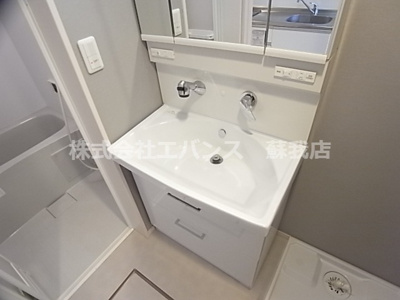 【独立洗面台】 | フローラ千葉 | 使いやすい独立洗面台です