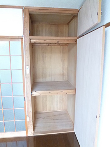 青柳ビルの収納|収納があります