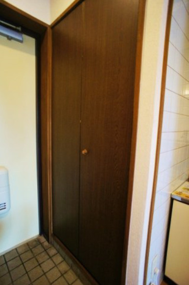 フローレス96の玄関|シンプルで使いやすい玄関です