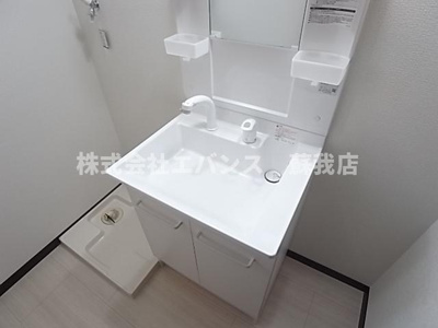 【洗面所】 | レスタシア星久喜 | 広い洗面スペース