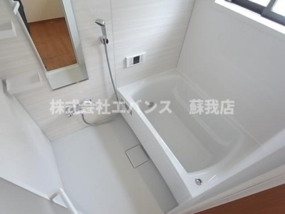 【浴室】 | 葛城レジデンス | ゆったり過ごせるお風呂です