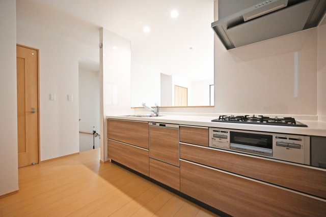 ハートフルタウン伊丹市千僧4丁目の内観：施工例|同仕様リビングになります。