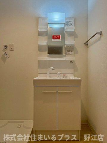 京橋オリエンタルキューブの独立洗面台