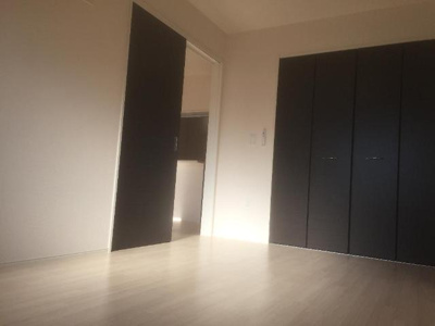 【内装】 | グランエストⅡ | 洋室