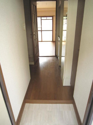 【玄関】 | レジデンスオカベ