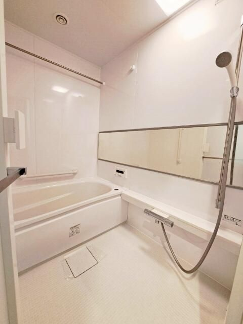 ルネステージ武蔵境（定期借家契約）の浴室