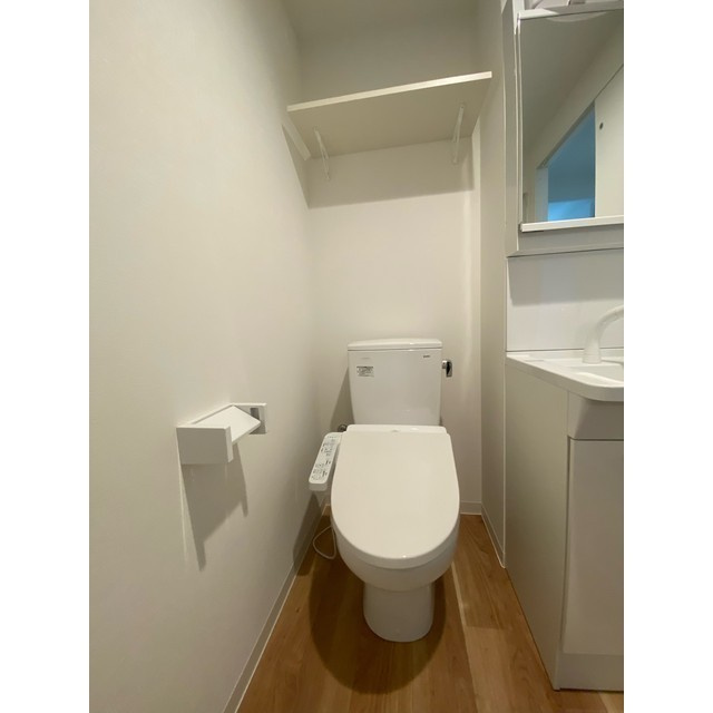 THE GARNET SUITE RESIDENCE 西大路のトイレ