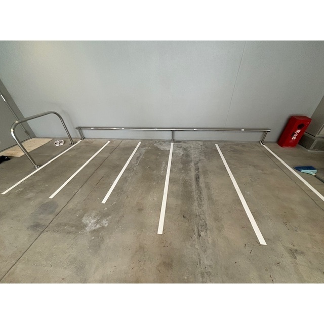 エスリード大阪フェリスのその他共用部分|バイク置場