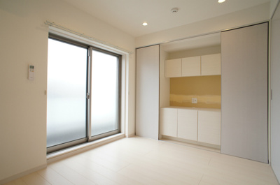 【その他】 | リブリ・LIBERTAS