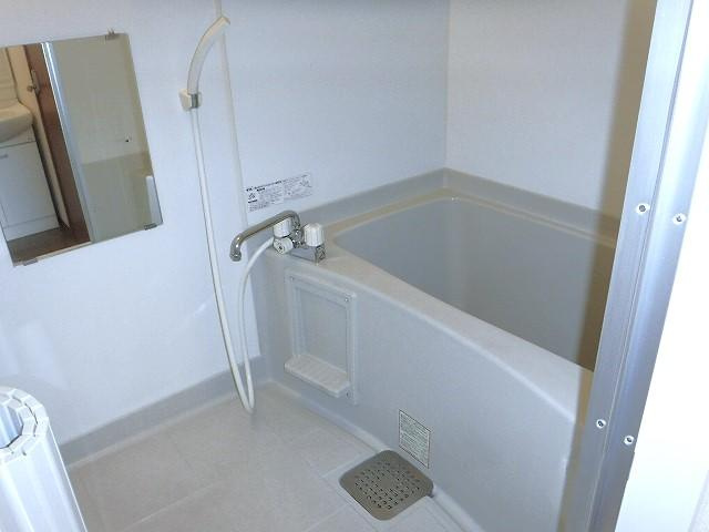 フィオーレ千城台の浴室