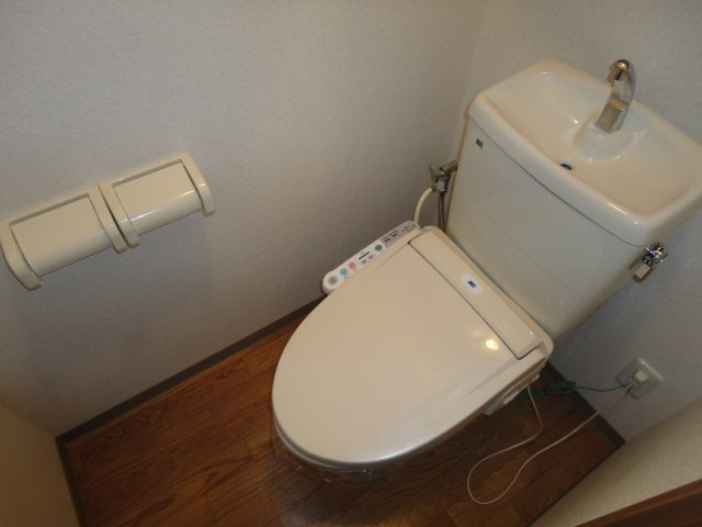 サンハイツＫのトイレ|シャワー付トイレ