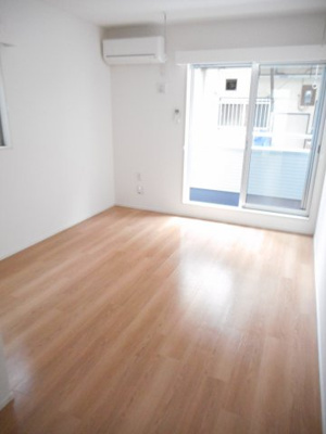 【洋室】 | ワグテイル | コンパクトで使いやすい洋室です