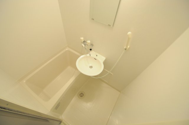 レオネクストソレイユⅣの浴室