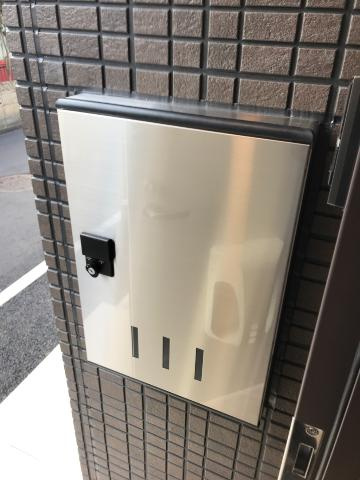 メリー　コートの玄関|宅配ボックス