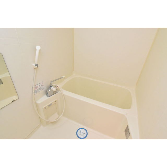 ルクレ阿波座レジデンスの浴室