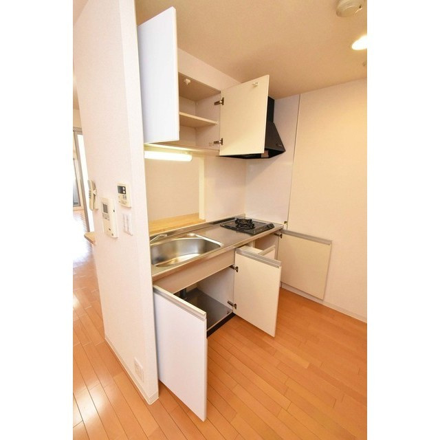 ルクレ阿波座レジデンスのキッチン