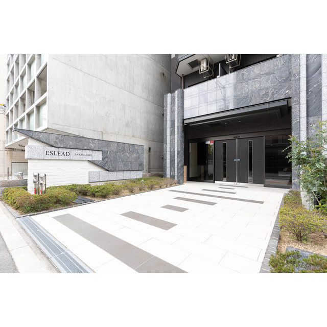 エスリード阿波座ラグジェのエントランス