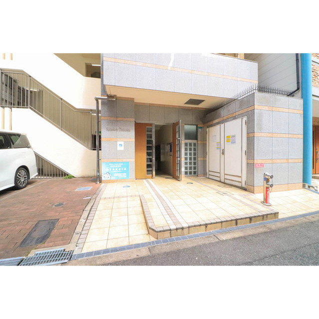 リレイション大国のエントランス