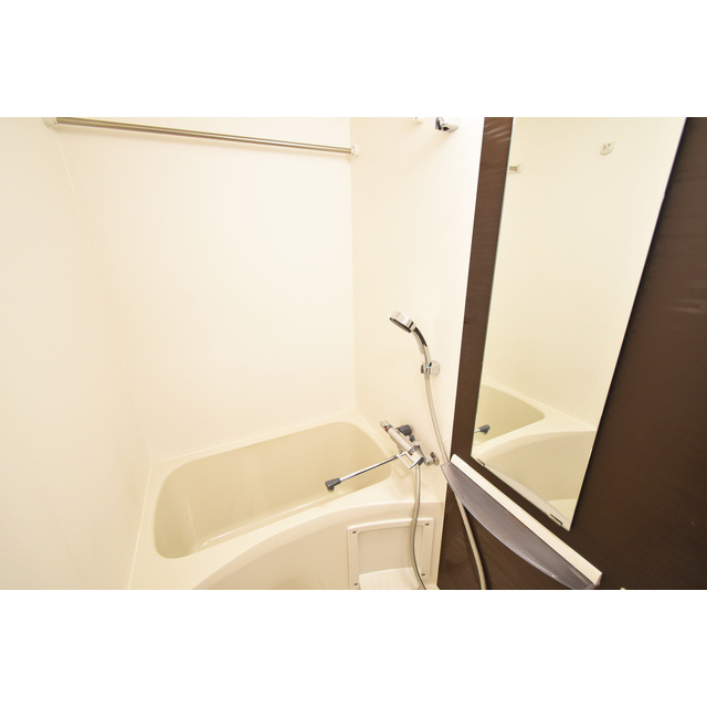 エスリード京橋グランツの浴室